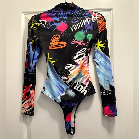 Graffiti bodysuit - size XS - Picture 2 of 2